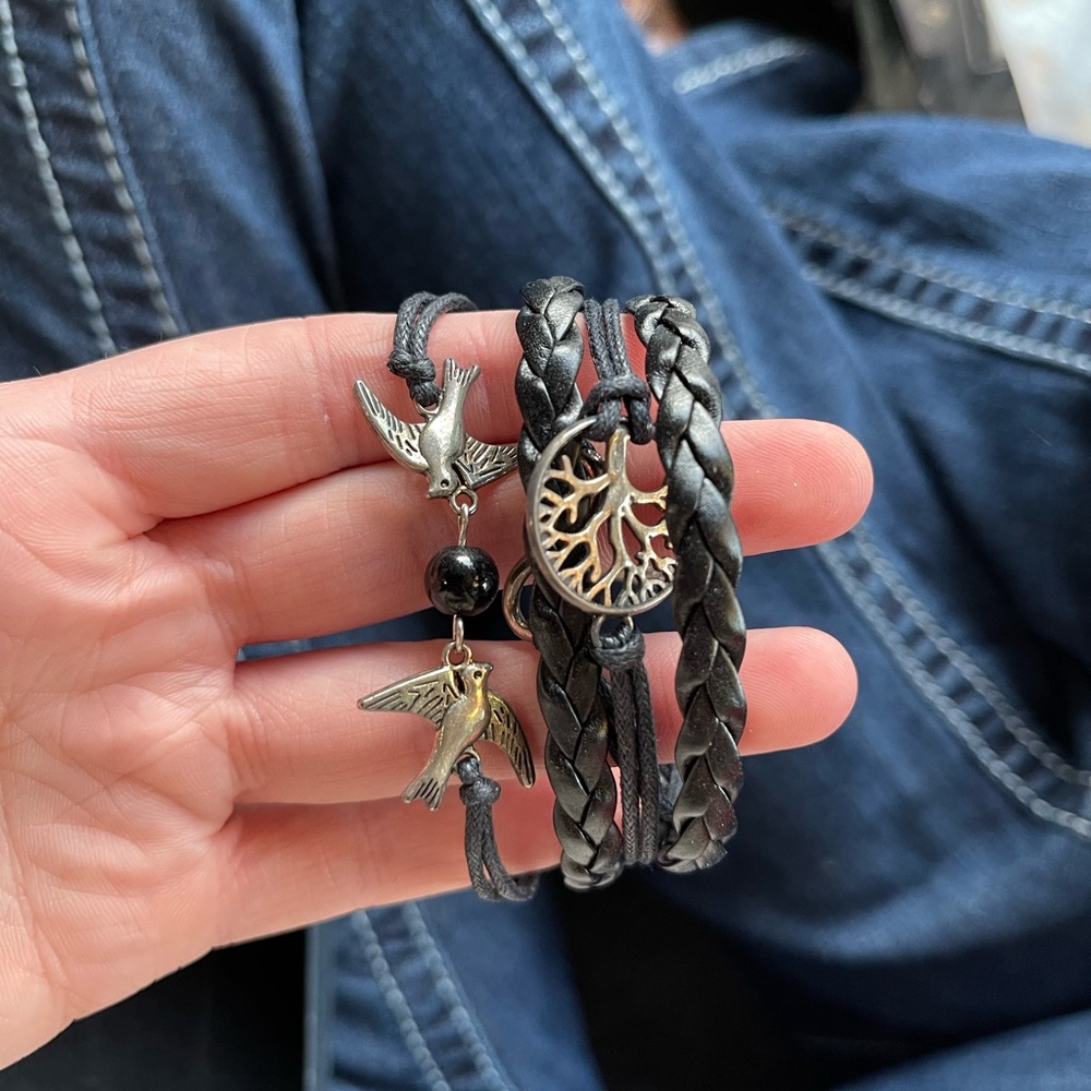 Bracelet